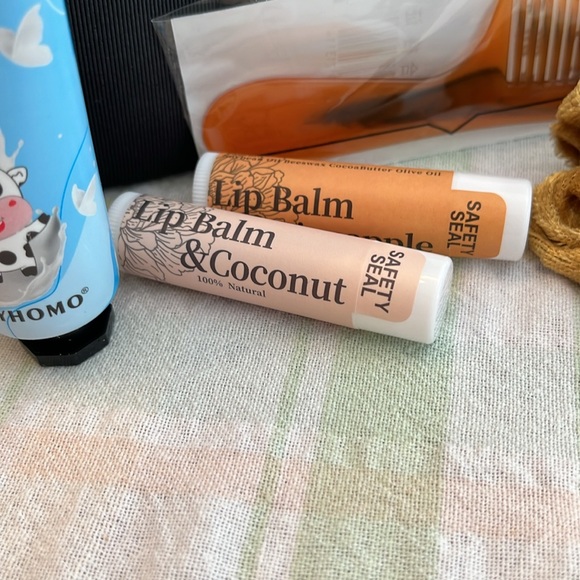 Beauty Bundle - Picture 3 of 10